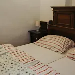 Mozinetova Hisa *