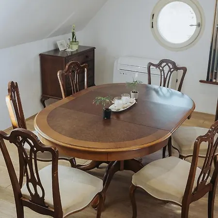 Apartamento Mozinetova Hisa *