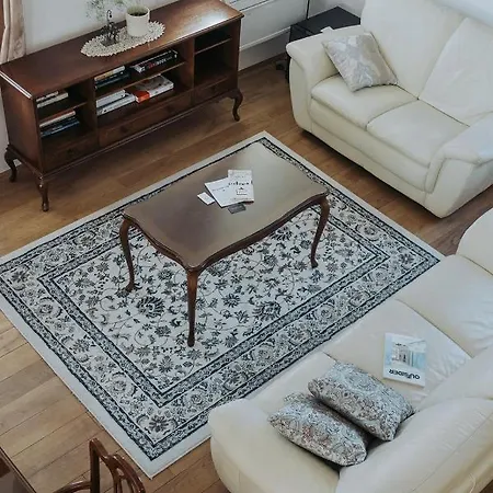 Mozinetova Hisa * Sentjost nad Horjulom