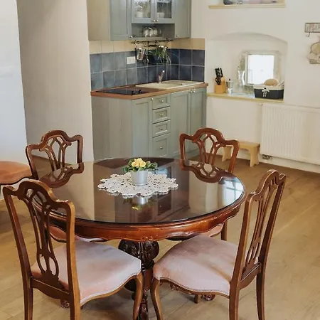 Apartment Mozinetova Hisa *