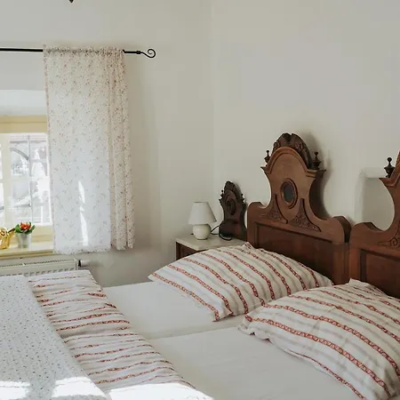 Mozinetova Hisa * Sentjost nad Horjulom