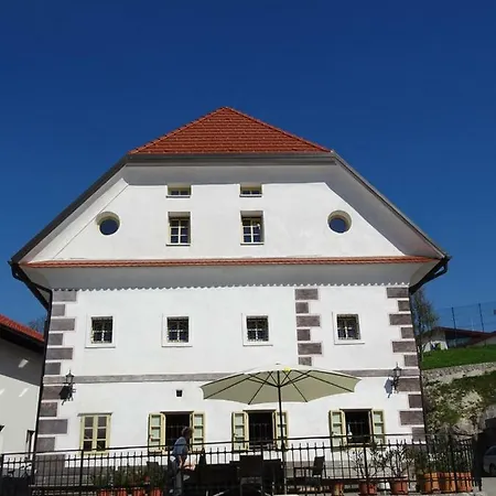Mozinetova Hisa Apartment Sentjost nad Horjulom