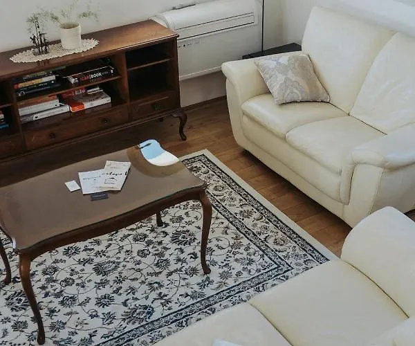 アパート Mozinetova Hisa Sentjost nad Horjulom