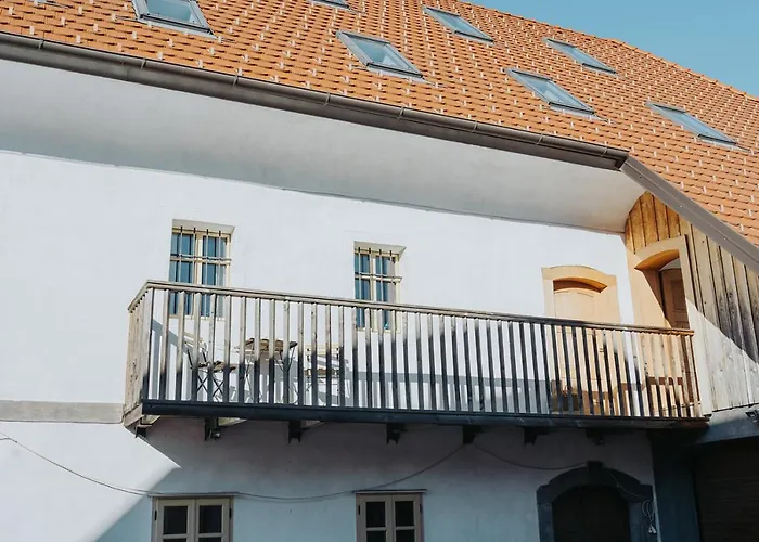 Mozinetova Hisa Sentjost nad Horjulom