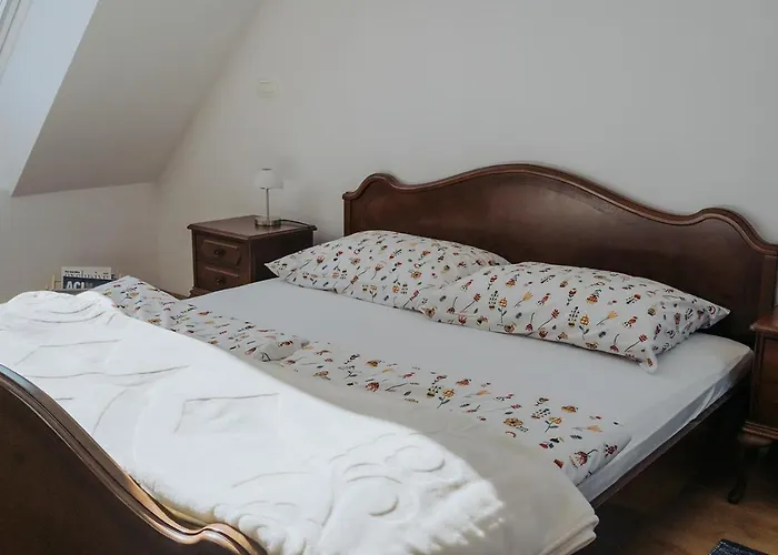 Mozinetova Hisa アパート Sentjost nad Horjulom