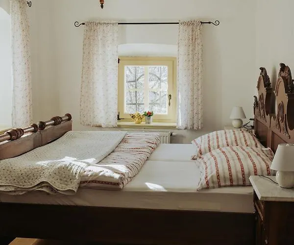 アパート Mozinetova Hisa *